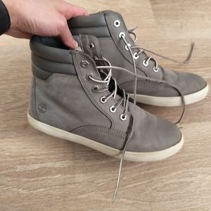 Timberland Sneakers 8.5